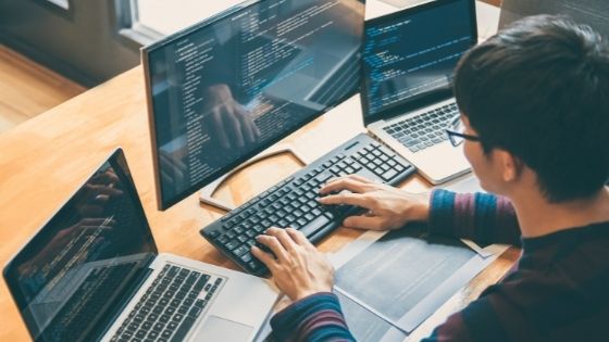 7 Signs Your Business Might Need Custom Software Development