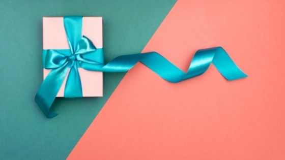 5 Inspirational Gifts to Give Someone You Love