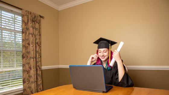 Are Online Degrees as Good as Traditional Degrees