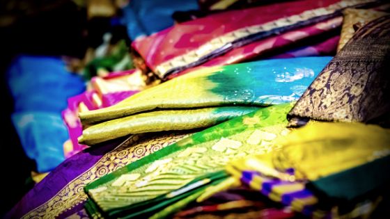 How to identify a pure Kanjeevaram silk saree