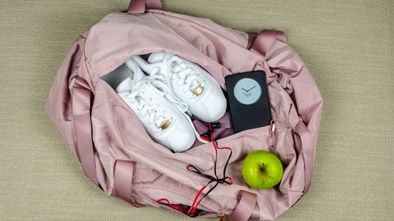 8 Essentials You Need in Your Gym Bag