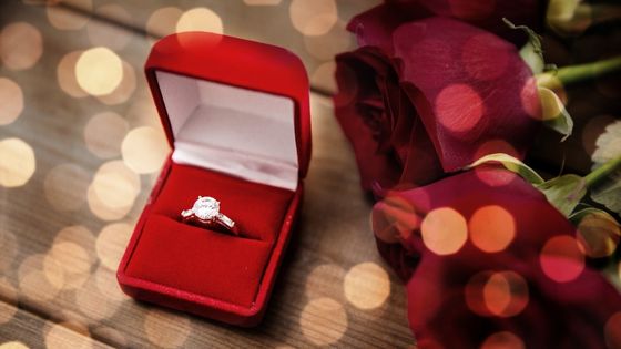 Five Tips for Engagement Ring Shopping
