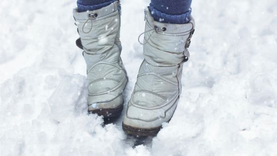 How to Best Equip Yourself For a Snow-Heavy Day