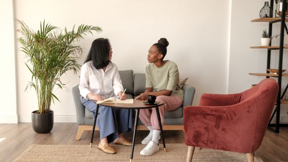 the ultimate guide to choosing a therapist for anxiety management