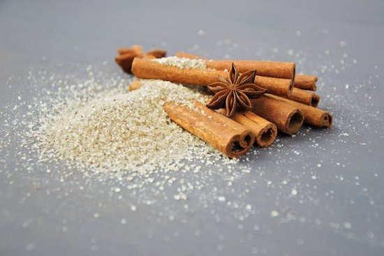 5 uses for cinnamon sticks